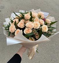Букет Кремовые розы Латте в Падаре
