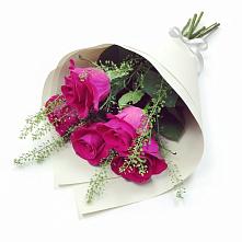 Букет цветов из:  Розы в Падаре