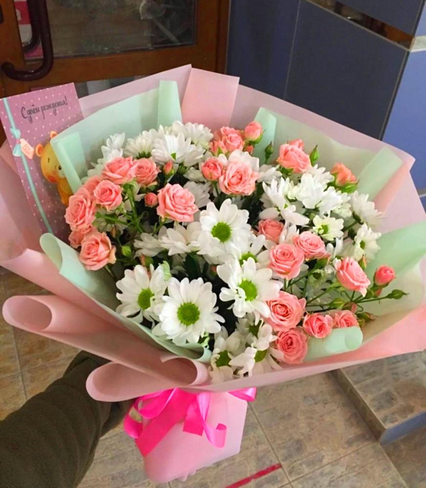 Букет цветов из: Розы и Хризантемы в Падаре