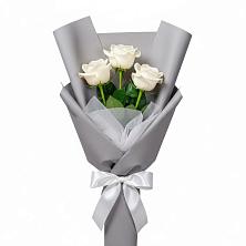 Букет 3 белые розы в Падаре