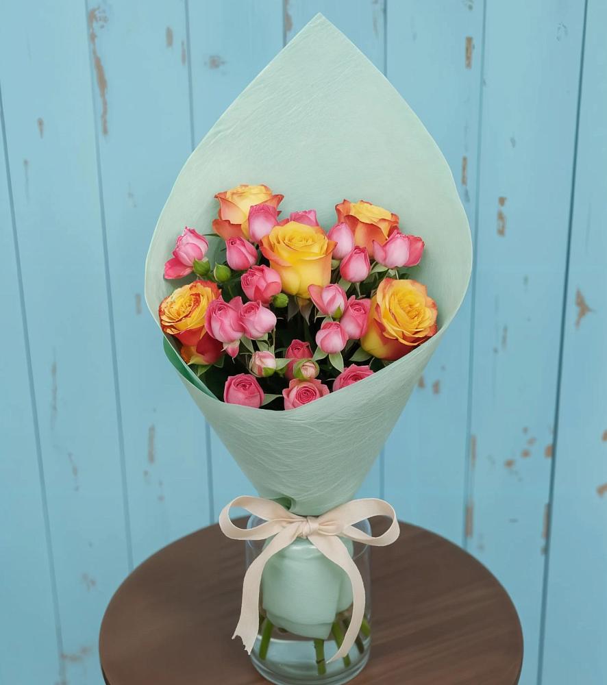 Букет цветов из: Розы в Падаре