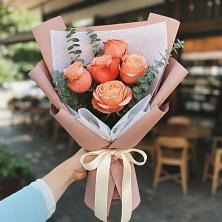 Букет цветов из:  Розы в Падаре