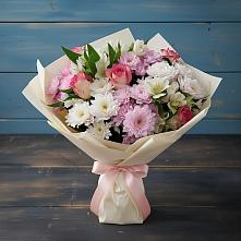 Букет цветов из:  Хризантемы, Альстромерии и Розы в Падаре