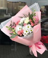 Букет цветов из:  Розы, Лизиантусы и Хризантемы в Падаре