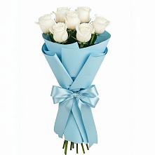 Букет 7 белых роз Проуд в Падаре