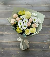 Букет цветов из:  Альстромерии, Розы и Хризантемы в Падаре