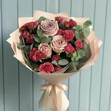 Букет цветов из:  Гвоздики и Розы #REPLACE_PRED# Падаре