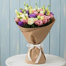 Букет цветов из:  Лизиантусы в Падаре