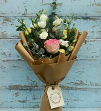 Букет цветов из:  Розы и Лизиантусы #REPLACE_PRED# Падаре