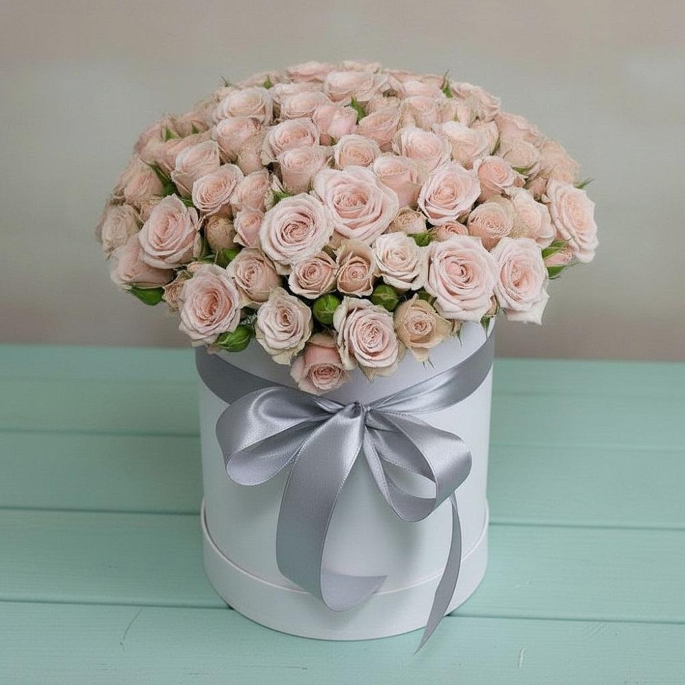 Цветочная композиция из Розы в шляпной коробке в Падаре